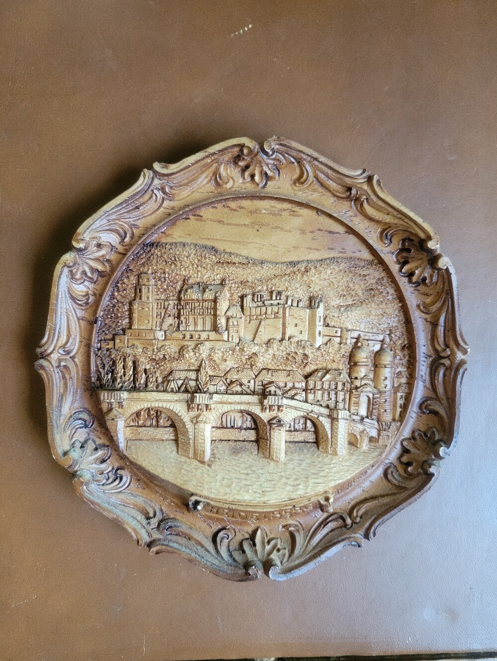Vtg Heidelberg Germany 3D Bas Relief Wall Plaque 6.5” Wood Resin Signed G Minors
